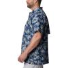 imageColumbia Sportswear Mens Trollers Best Short Sleeve ShirtCarbon Festive Fishin Print