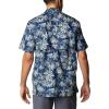 imageColumbia Sportswear Mens Trollers Best Short Sleeve ShirtCarbon Festive Fishin Print